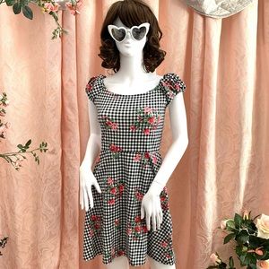 Vintage 1950s Inspired Fit and Flare Dress